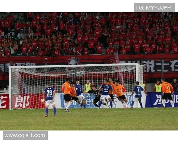 绿茵巨星齐聚赛场激情瞬间见证团队荣耀辉煌时刻 绿茵巨星齐聚赛场激情瞬间见证团队荣耀辉煌时刻